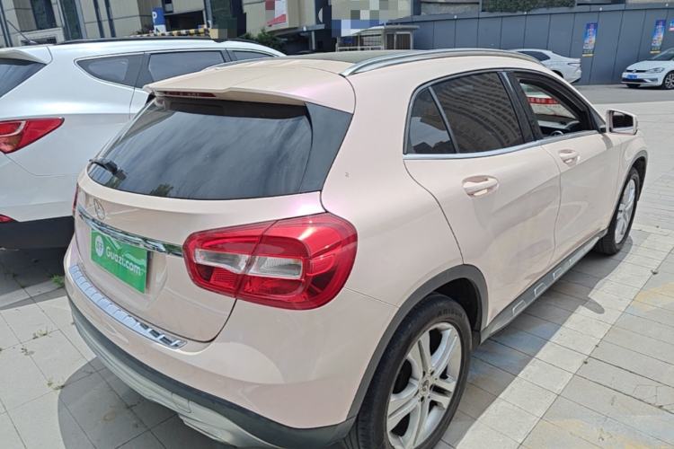 Used Mercedes-Benz GLA 2016 GLA 200 Fashion Model Rear Right 45 Deg