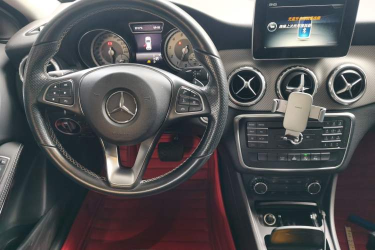 Used Mercedes-Benz GLA 2016 GLA 200 Sport Edition Audio And AC Panel