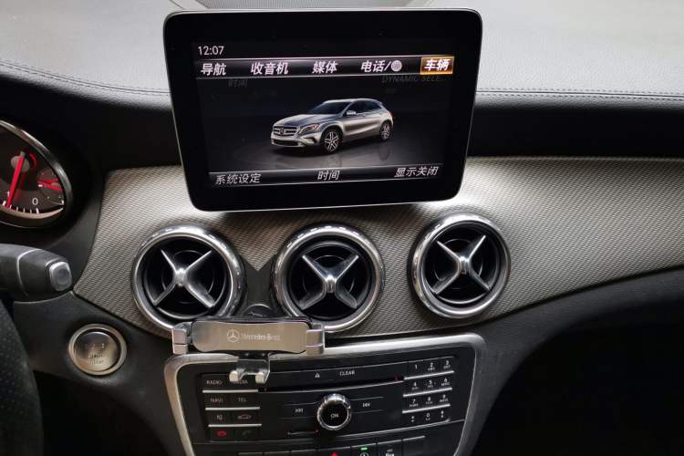 Used Mercedes-Benz GLA 2016 GLA 200 Fashion Model Audio And AC Panel