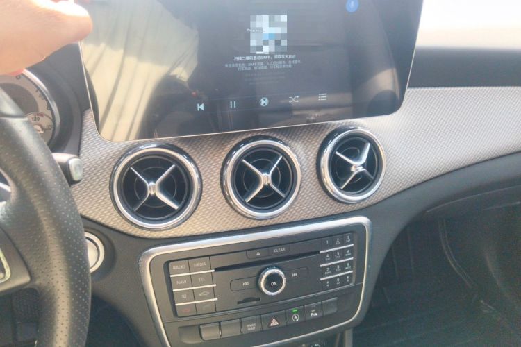 Used Mercedes-Benz GLA 2016 GLA 200 Sport Edition Audio And AC Panel