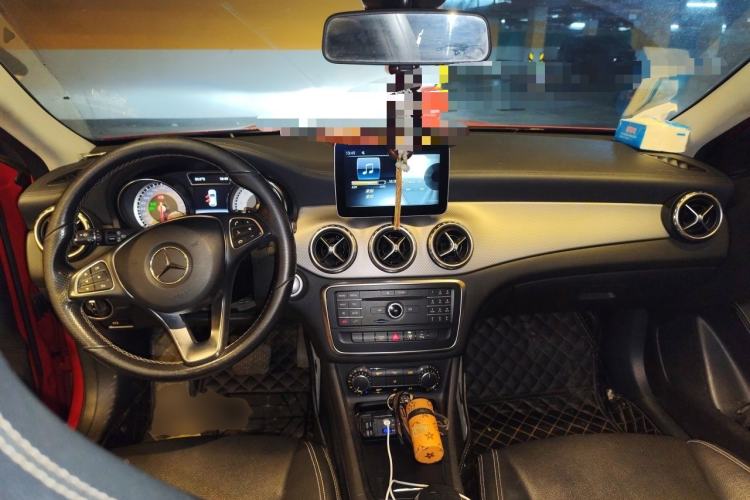 Used Mercedes-Benz GLA 2016 GLA 200 Fashion Model Center Console