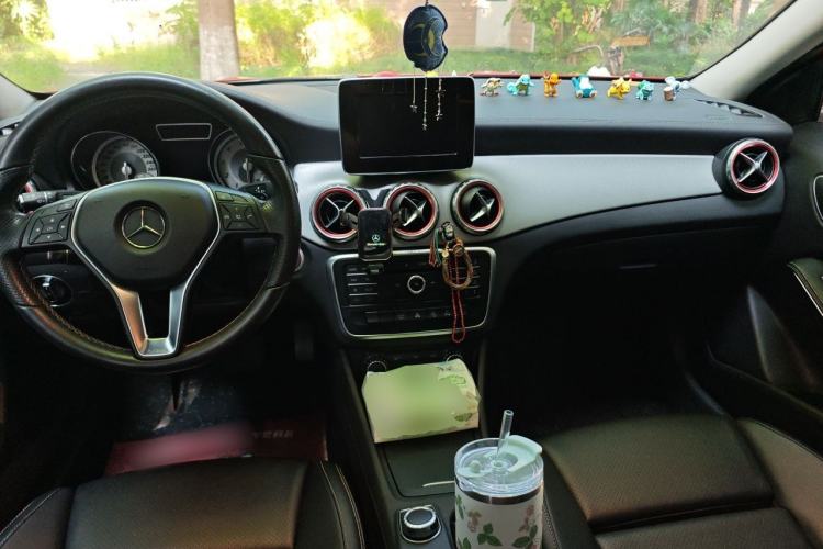 Used Mercedes-Benz GLA 2016 GLA 200 Fashion Model Center Console