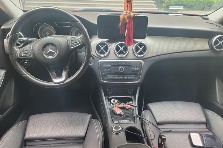Used Mercedes-Benz GLA 2016 GLA 200 Sport Edition Center Console