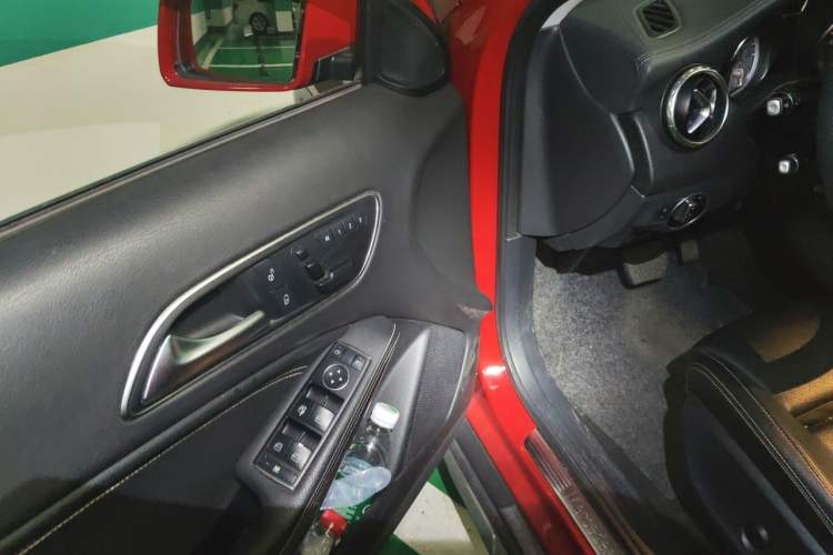 Used Mercedes-Benz GLA 2016 GLA 220 4MATIC Fashion Edition Driver Seat