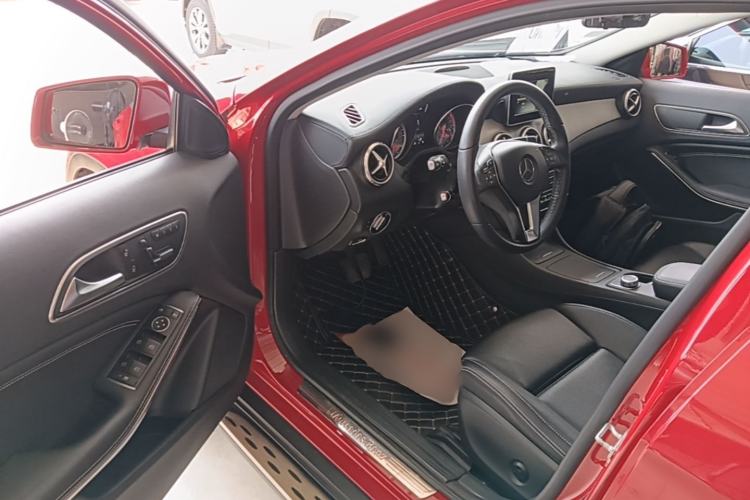 Used Mercedes-Benz GLA 2016 GLA 200 Fashion Model Driver Seat
