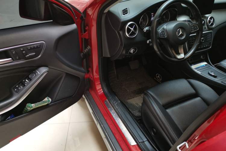 Used Mercedes-Benz GLA 2016 GLA 200 Fashion Model Driver Seat