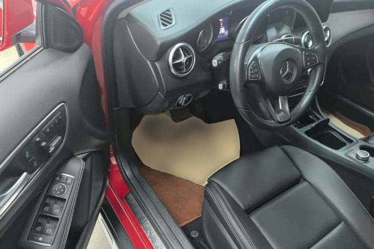 Used Mercedes-Benz GLA 2016 GLA 200 Fashion Model Driver Seat