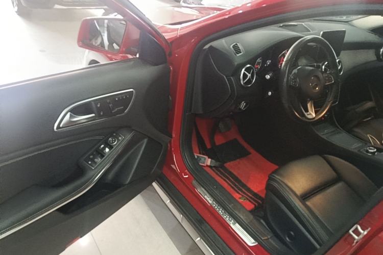 Used Mercedes-Benz GLA 2016 GLA 200 Fashion Model Driver Seat