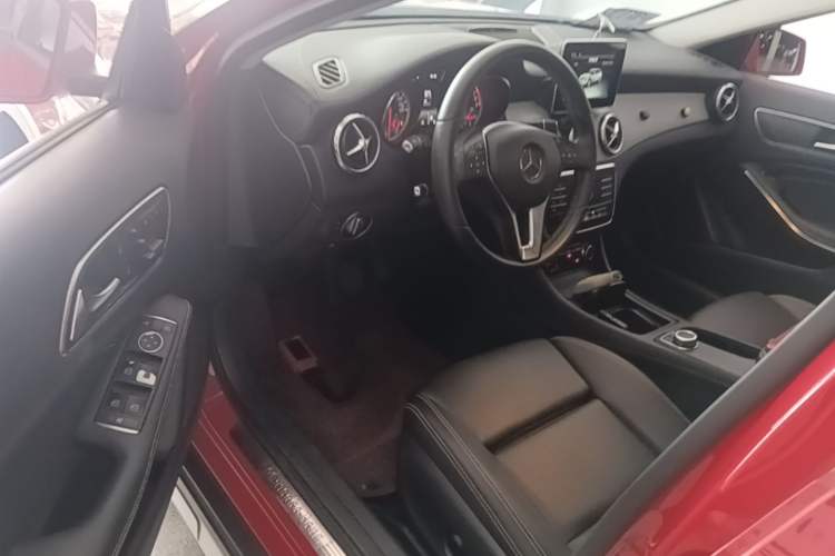 Used Mercedes-Benz GLA 2016 GLA 200 Fashion Model Driver Seat