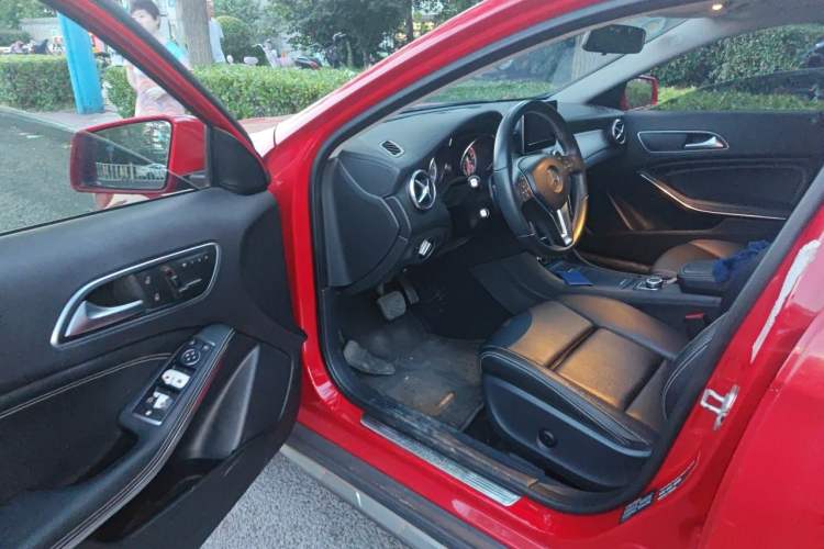 Used Mercedes-Benz GLA 2016 GLA 200 Fashion Model Driver Seat
