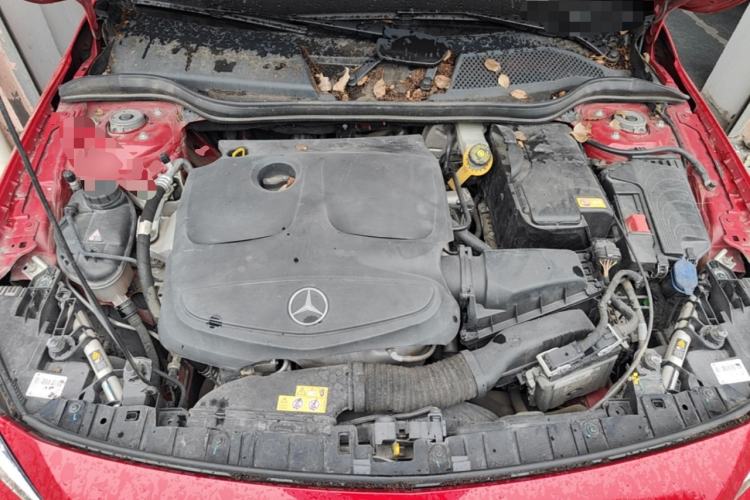 Used Mercedes-Benz GLA 2016 GLA 220 4MATIC Fashion Edition Engine Bay