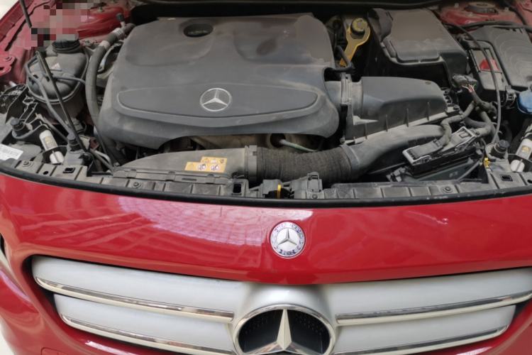 Used Mercedes-Benz GLA 2016 GLA 200 Fashion Model Engine Bay