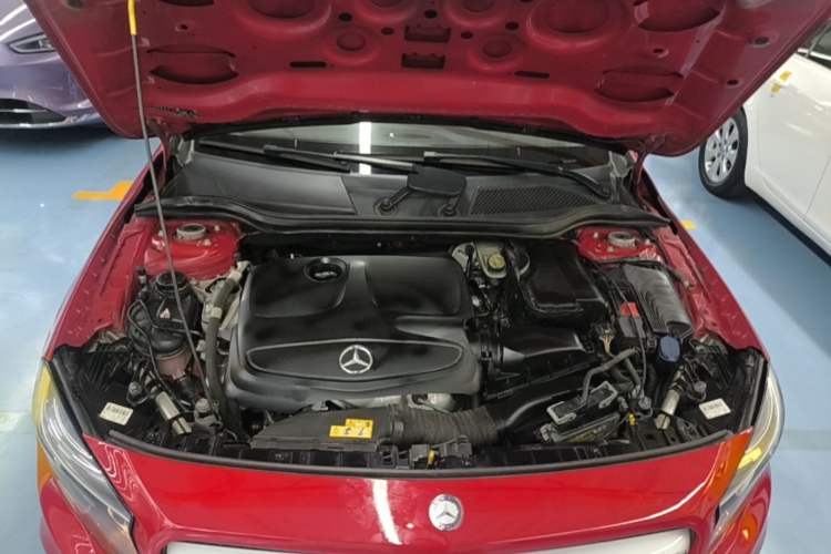 Used Mercedes-Benz GLA 2016 GLA 200 Sport Edition Engine Bay