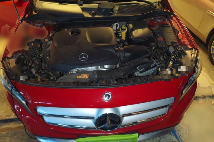 Used Mercedes-Benz GLA 2016 GLA 200 Fashion Model Engine Bay