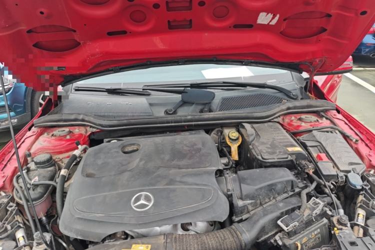 Used Mercedes-Benz GLA 2016 GLA 200 Fashion Model Engine Bay