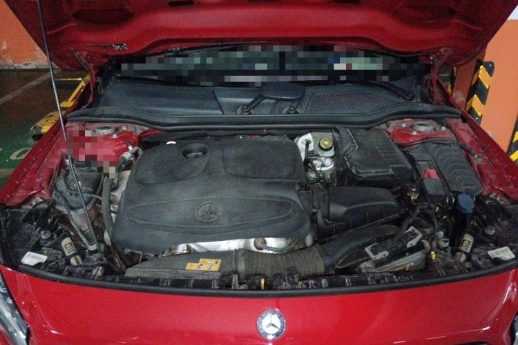 Used Mercedes-Benz GLA 2016 GLA 200 Fashion Model Engine Bay