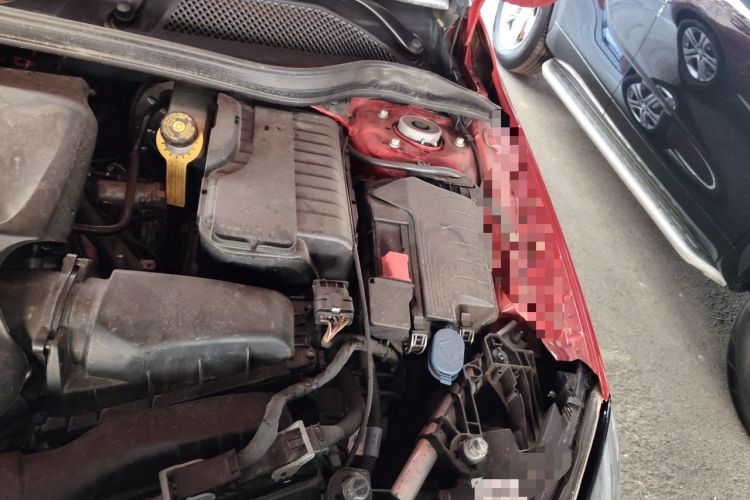 Used Mercedes-Benz GLA 2016 GLA 200 Fashion Model Engine Bay Left