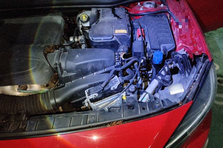 Used Mercedes-Benz GLA 2016 GLA 200 Sport Edition Engine Bay Left