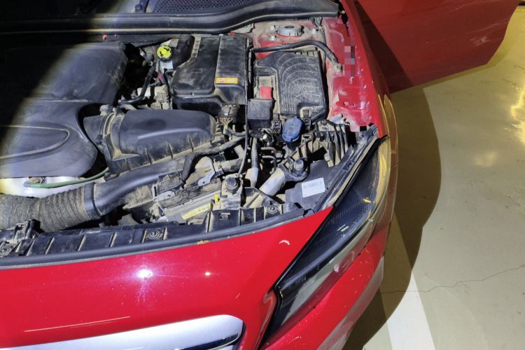 Used Mercedes-Benz GLA 2016 GLA 200 Sport Edition Engine Bay Left