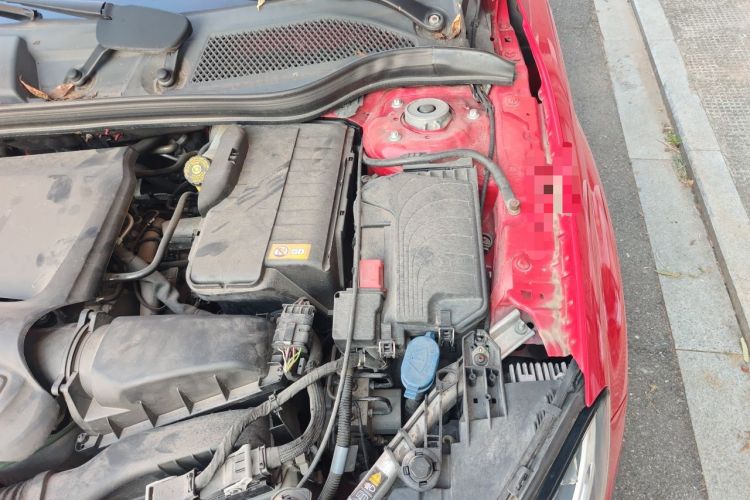 Used Mercedes-Benz GLA 2016 GLA 200 Fashion Model Engine Bay Left