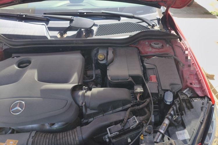 Used Mercedes-Benz GLA 2016 GLA 200 Fashion Model Engine Bay Left