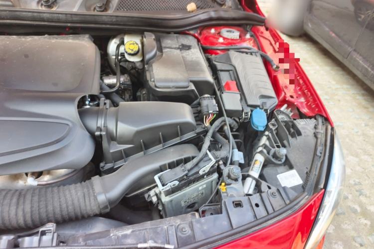 Used Mercedes-Benz GLA 2016 GLA 220 4MATIC Fashion Edition Engine Bay Left
