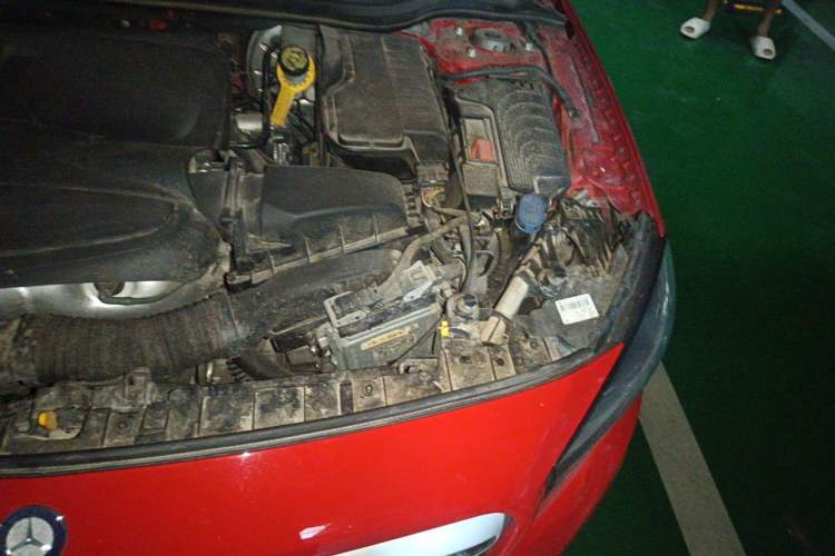 Used Mercedes-Benz GLA 2016 GLA 200 Sport Edition Engine Bay Left