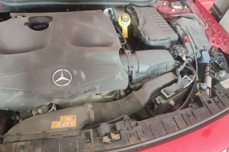 Used Mercedes-Benz GLA 2016 GLA 200 Sport Edition Engine Bay Left