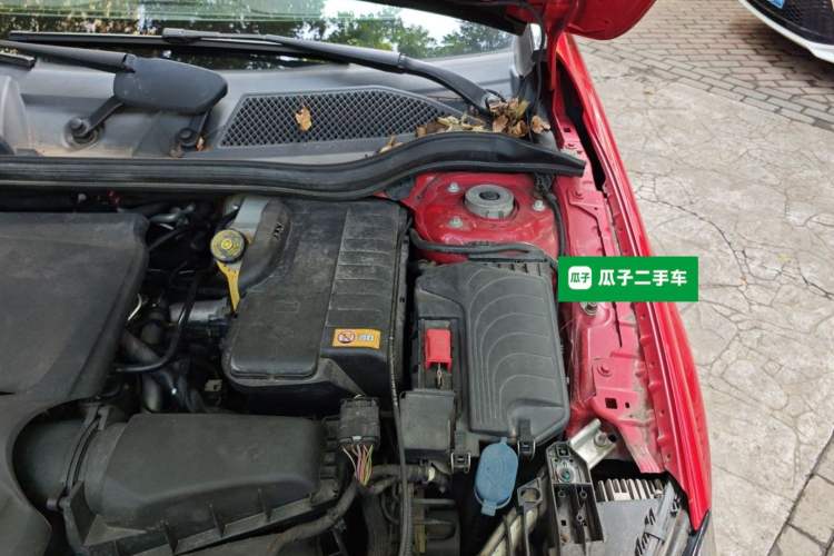 Used Mercedes-Benz GLA 2016 GLA 200 Fashion Model Engine Bay Left