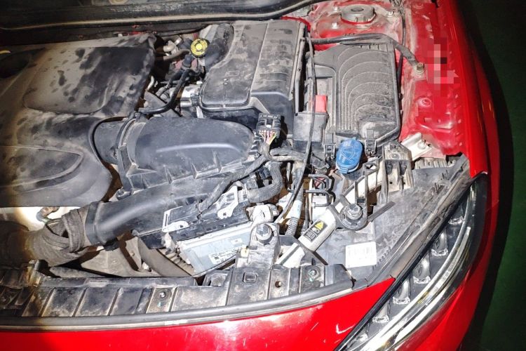 Used Mercedes-Benz GLA 2016 GLA 200 Fashion Model Engine Bay Left