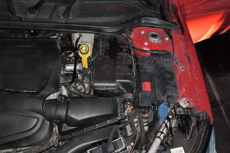 Used Mercedes-Benz GLA 2016 GLA 200 Sport Edition Engine Bay Left