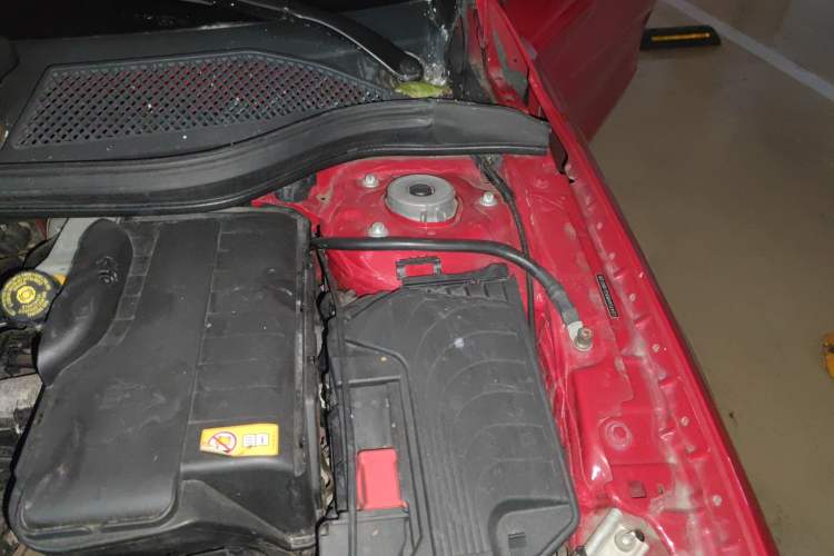 Used Mercedes-Benz GLA 2016 GLA 220 4MATIC Fashion Edition Engine Bay Left