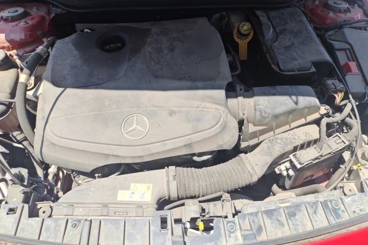Used Mercedes-Benz GLA 2016 GLA 200 Fashion Model Engine Bay