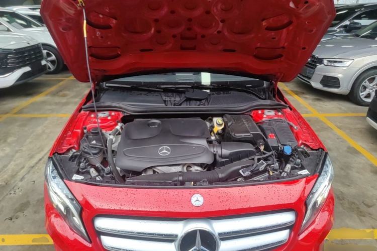Used Mercedes-Benz GLA 2016 GLA 220 4MATIC Fashion Edition Engine Bay