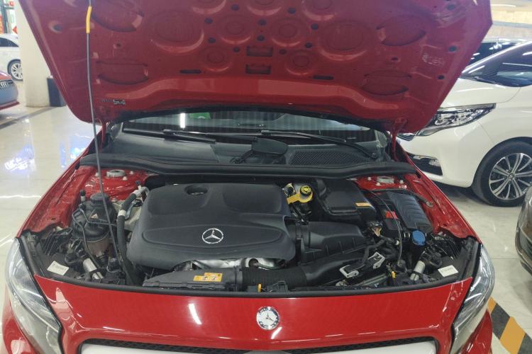 Used Mercedes-Benz GLA 2016 GLA 200 Sport Edition Engine Bay