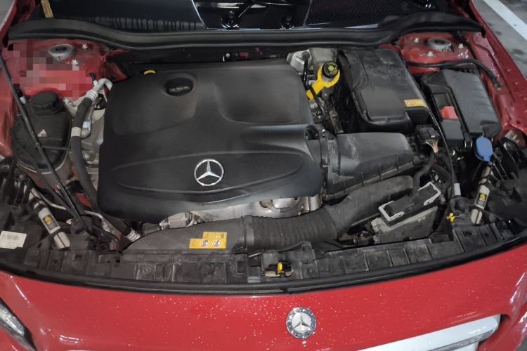 Used Mercedes-Benz GLA 2016 GLA 220 4MATIC Fashion Edition Engine Bay