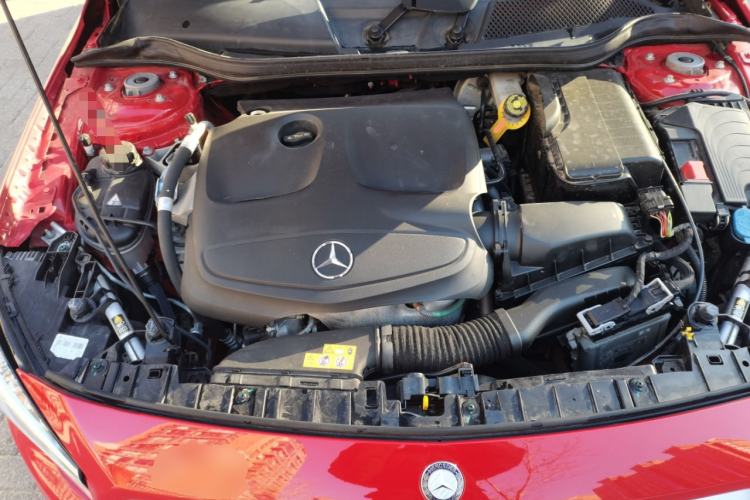 Used Mercedes-Benz GLA 2016 GLA 200 Fashion Model Engine Bay