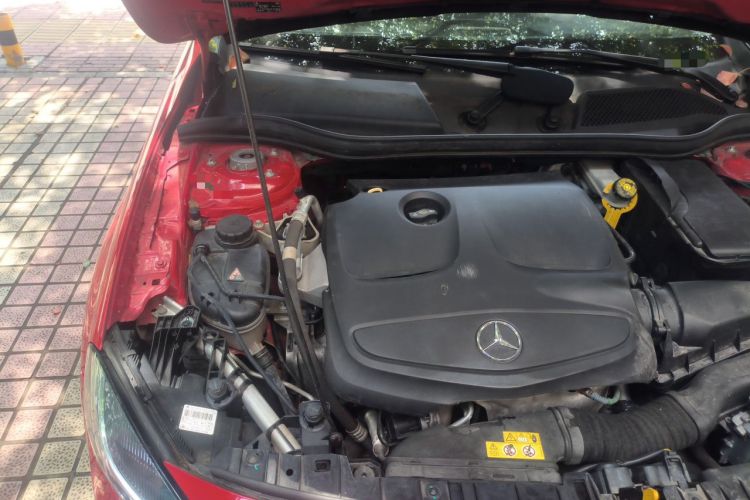 Used Mercedes-Benz GLA 2016 GLA 200 Sport Edition Engine Bay Right