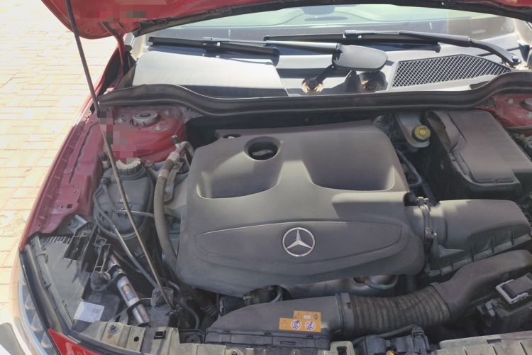 Used Mercedes-Benz GLA 2016 GLA 200 Fashion Model Engine Bay Right