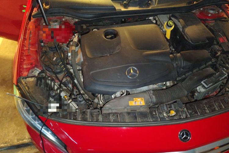Used Mercedes-Benz GLA 2016 GLA 200 Fashion Model Engine Bay Right