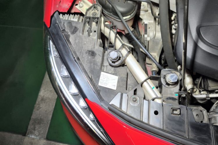Used Mercedes-Benz GLA 2016 GLA 200 Sport Edition Engine Bay Right