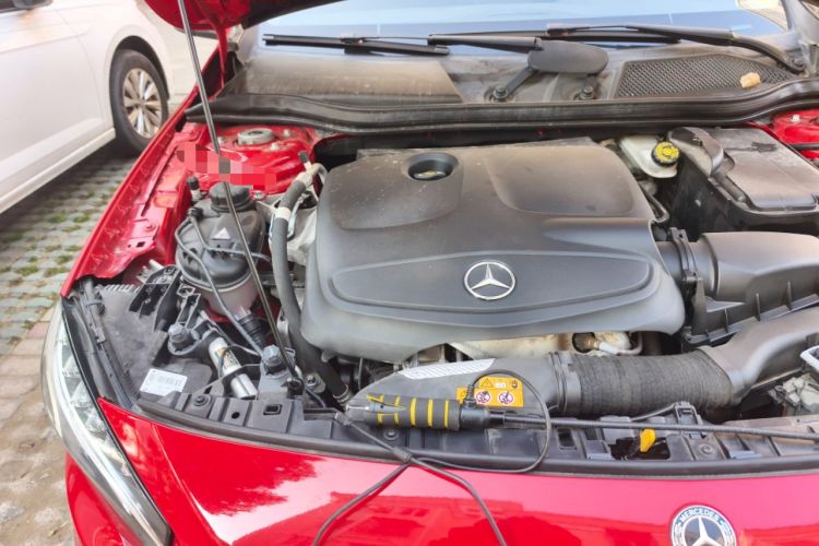 Used Mercedes-Benz GLA 2016 GLA 220 4MATIC Fashion Edition Engine Bay Right