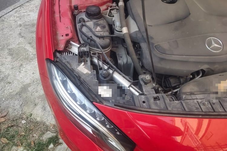 Used Mercedes-Benz GLA 2016 GLA 200 Fashion Model Engine Bay Right