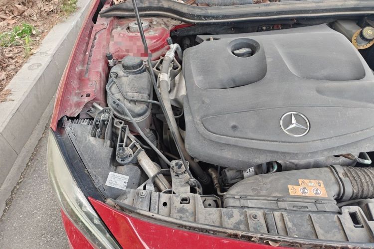 Used Mercedes-Benz GLA 2016 GLA 200 Sport Edition Engine Bay Right