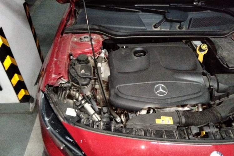 Used Mercedes-Benz GLA 2016 GLA 200 Sport Edition Engine Bay Right