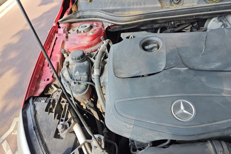 Used Mercedes-Benz GLA 2016 GLA 200 Sport Edition Engine Bay Right