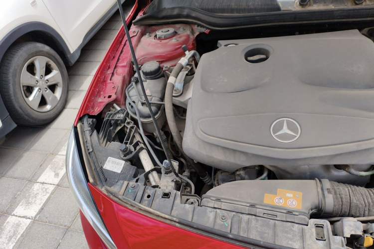 Used Mercedes-Benz GLA 2016 GLA 200 Sport Edition Engine Bay Right