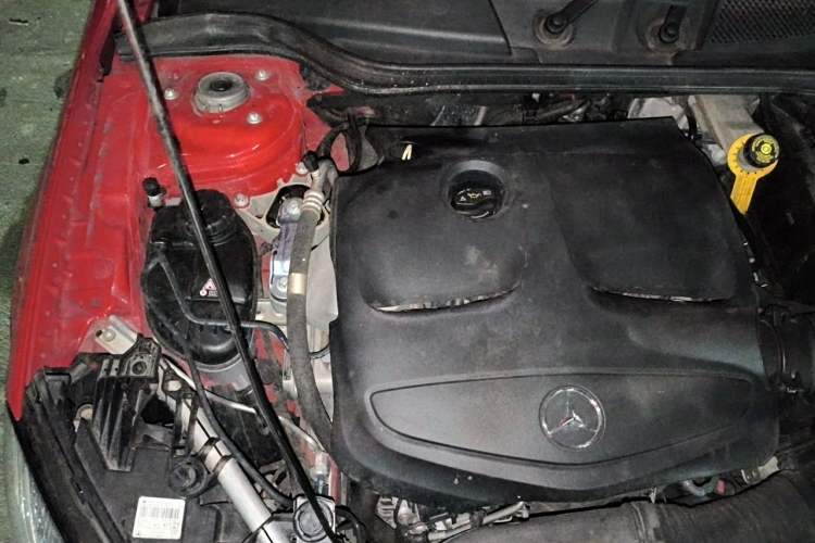 Used Mercedes-Benz GLA 2016 GLA 200 Sport Edition Engine Bay Right