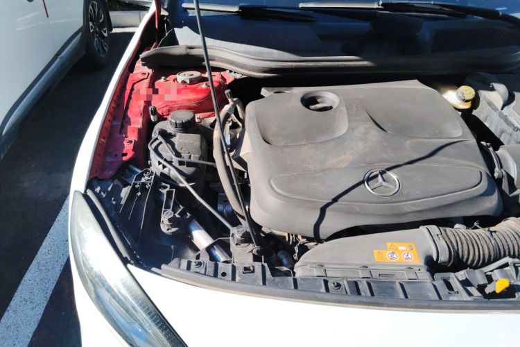 Used Mercedes-Benz GLA 2016 GLA 200 Sport Edition Engine Bay Right
