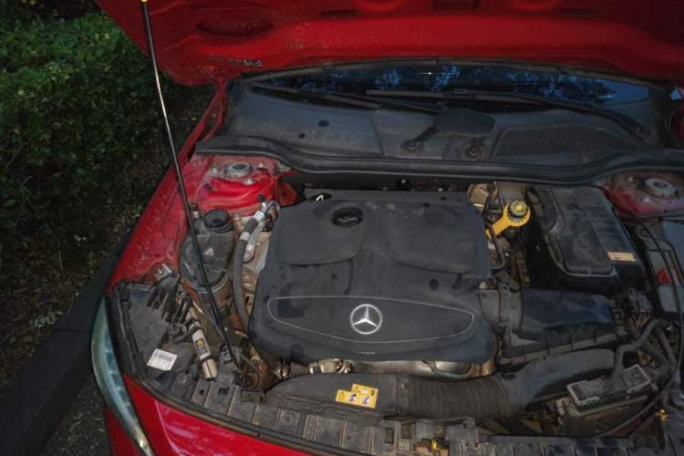 Used Mercedes-Benz GLA 2016 GLA 200 Fashion Model Engine Bay Right